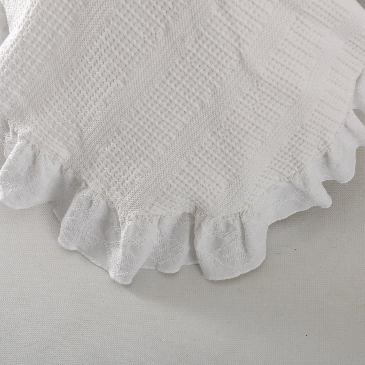 Colcha Leonor Riscas Branco