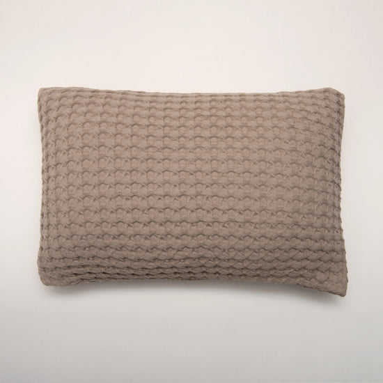 Almofada de Algodão Camel 35x50 cm Padrão Waffle - Nicole