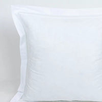 Almofada Decorativa com Renda Branco