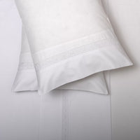 Lençóis com Bordado Branco