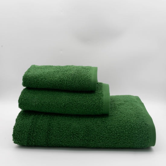 (3 Piezas) Toallas Lisas Verde Oscuro