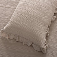 Colcha Leonor Riscas Camel