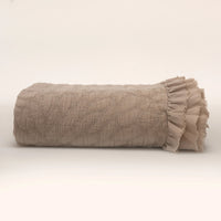 Colcha Flor com Folhos Camel