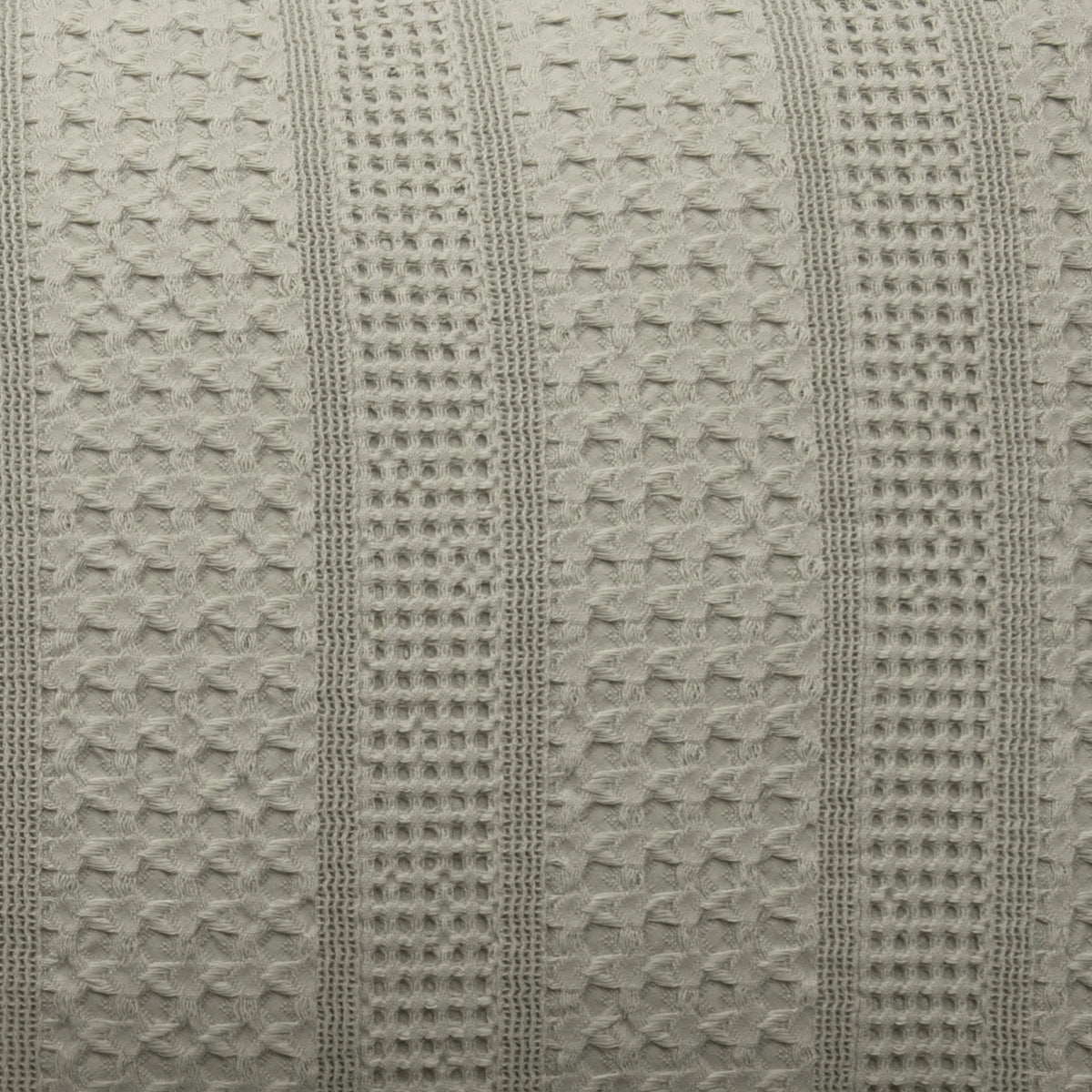 Almofada de Algodão Stonewashed Verde com Folho – Celeste