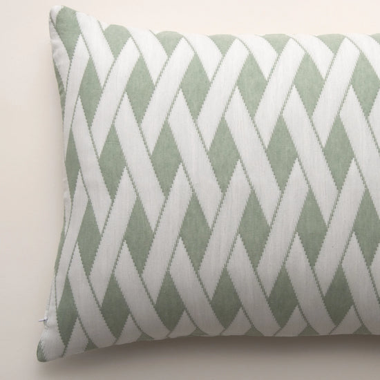 Cojín de Verano Verde con Estampado Geométrico – Cláudia
