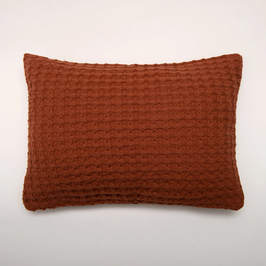 Cojín de Algodón Terracota 35x50 cm Diseño Waffle - Nicole