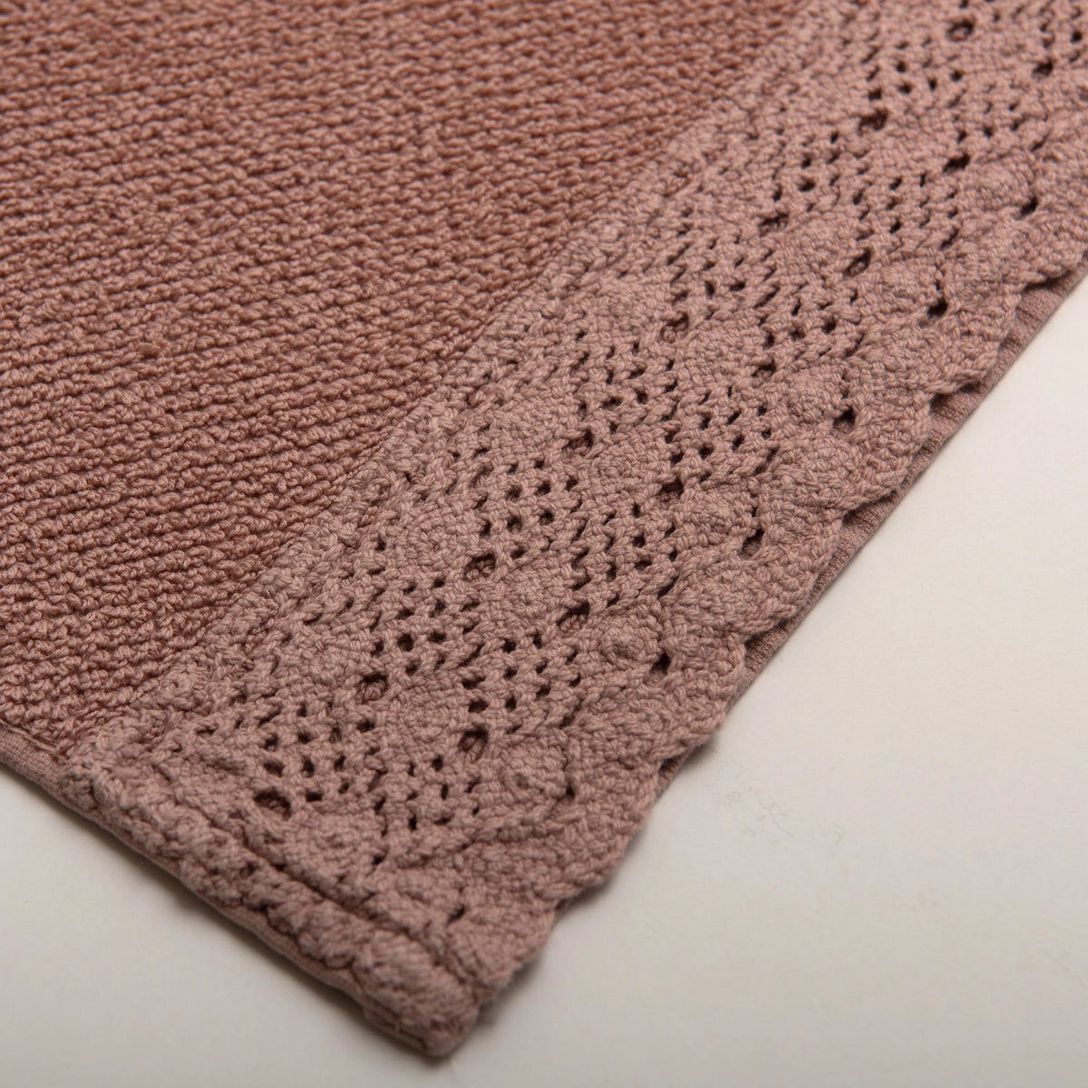 (3 Peças) Jogo de Toalhas Rosa 100% Algodão Stonewashed 500g com Renda – Alícia