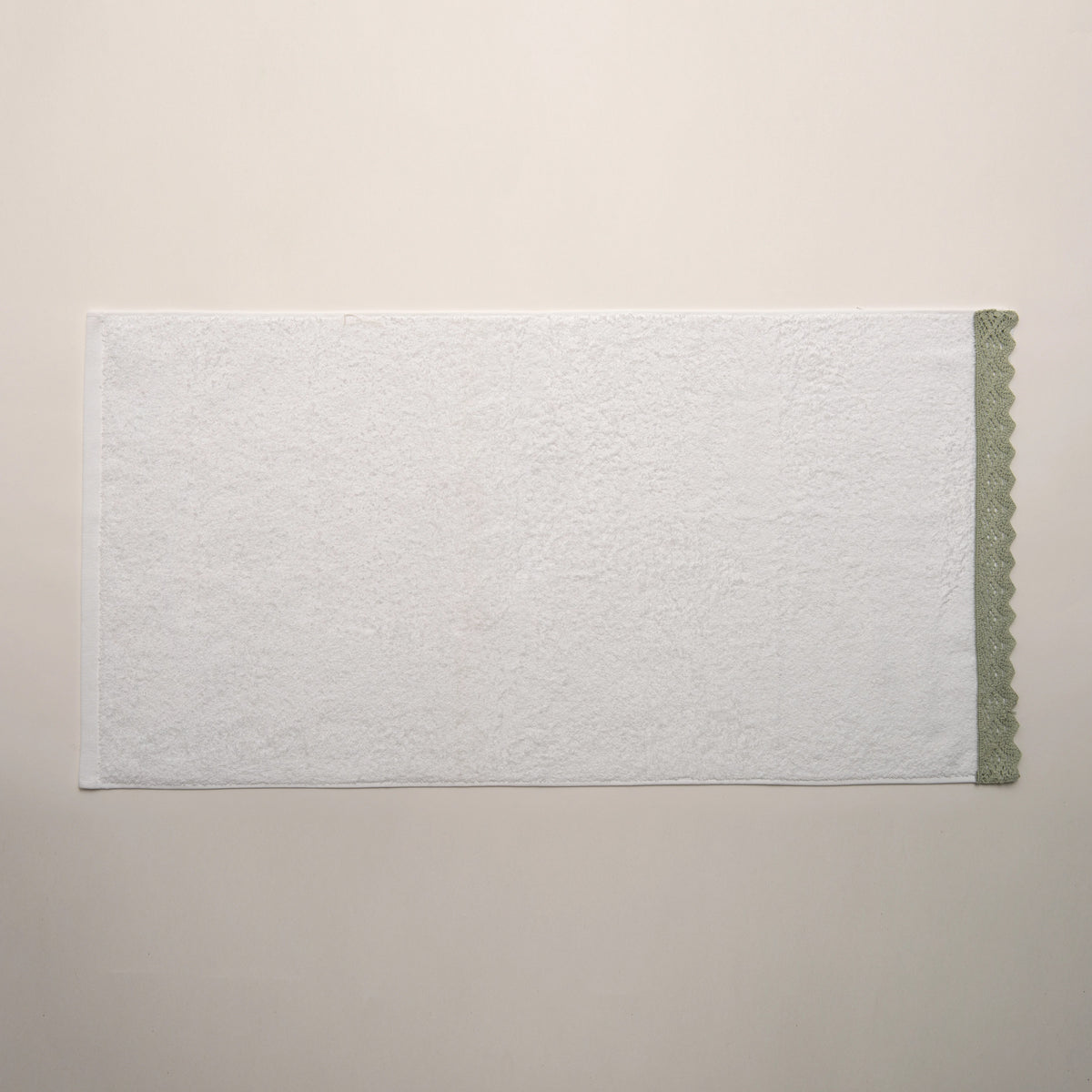 (3 Peças) Jogo de Toalhas Branco 100% Algodão 500g com Renda Verde – Alba