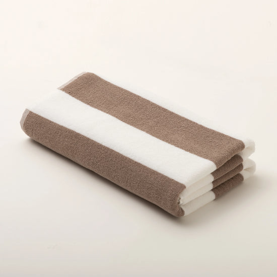 Toalha de Praia Riscas Camel 100% Algodão com Fios Tintos - Riscas