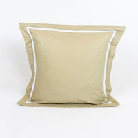 Almofada Decorativa com Renda Camel