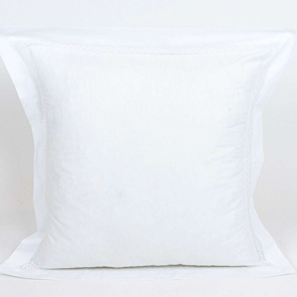 Almofada Decorativa com Renda Branco