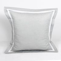 Almofada Decorativa com Renda Cinzento