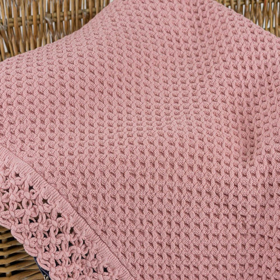 Manta de Algodão com Renda Cor-de-Rosa